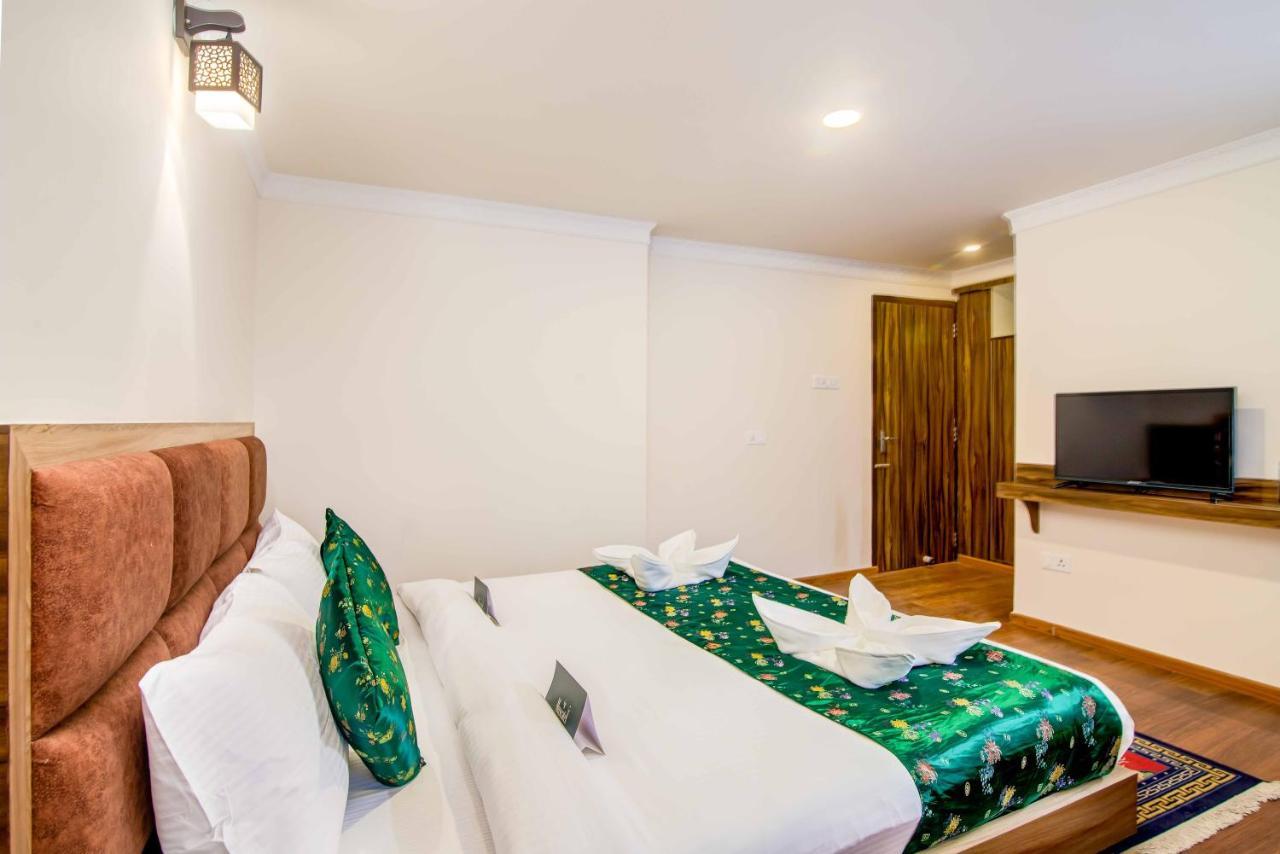 Muscatel Central Hotel - Dzeemkhang Гангток Екстериор снимка