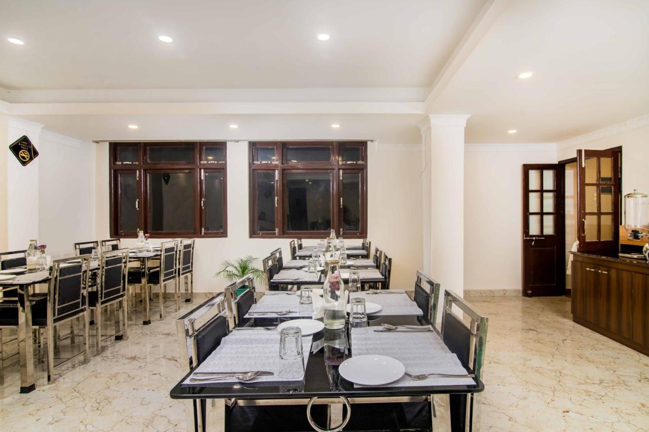 Muscatel Central Hotel - Dzeemkhang Гангток Екстериор снимка