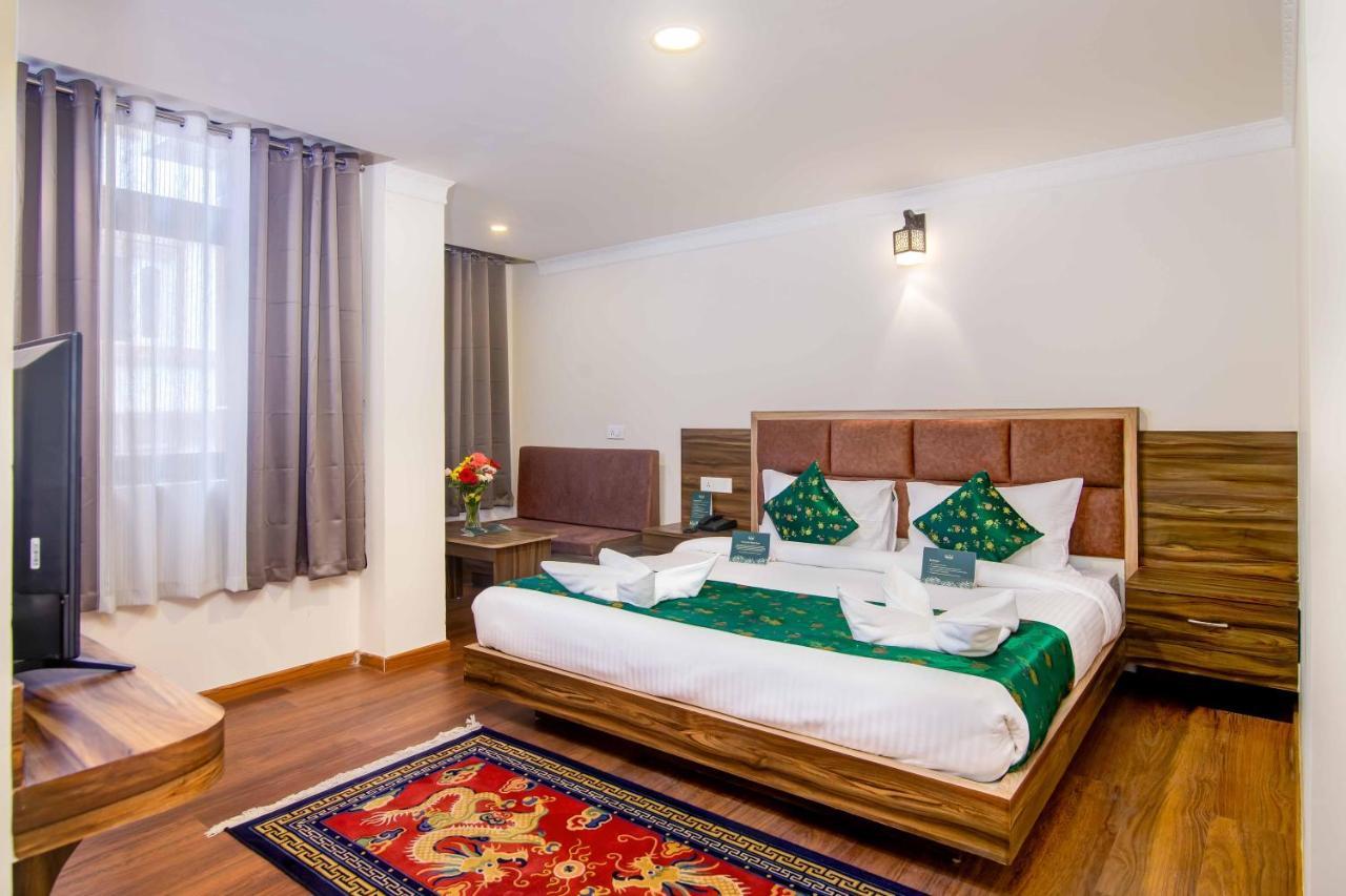 Muscatel Central Hotel - Dzeemkhang Гангток Екстериор снимка