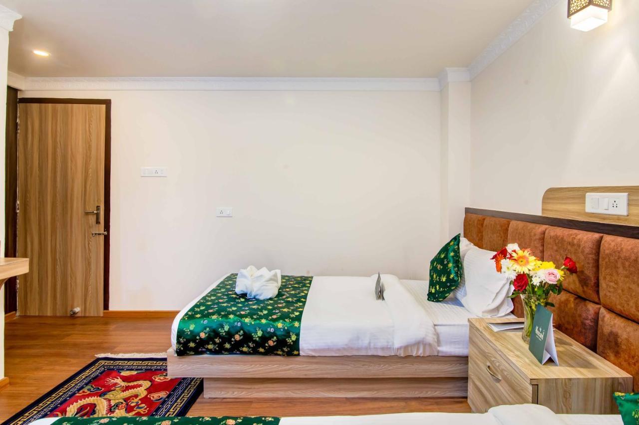 Muscatel Central Hotel - Dzeemkhang Гангток Екстериор снимка