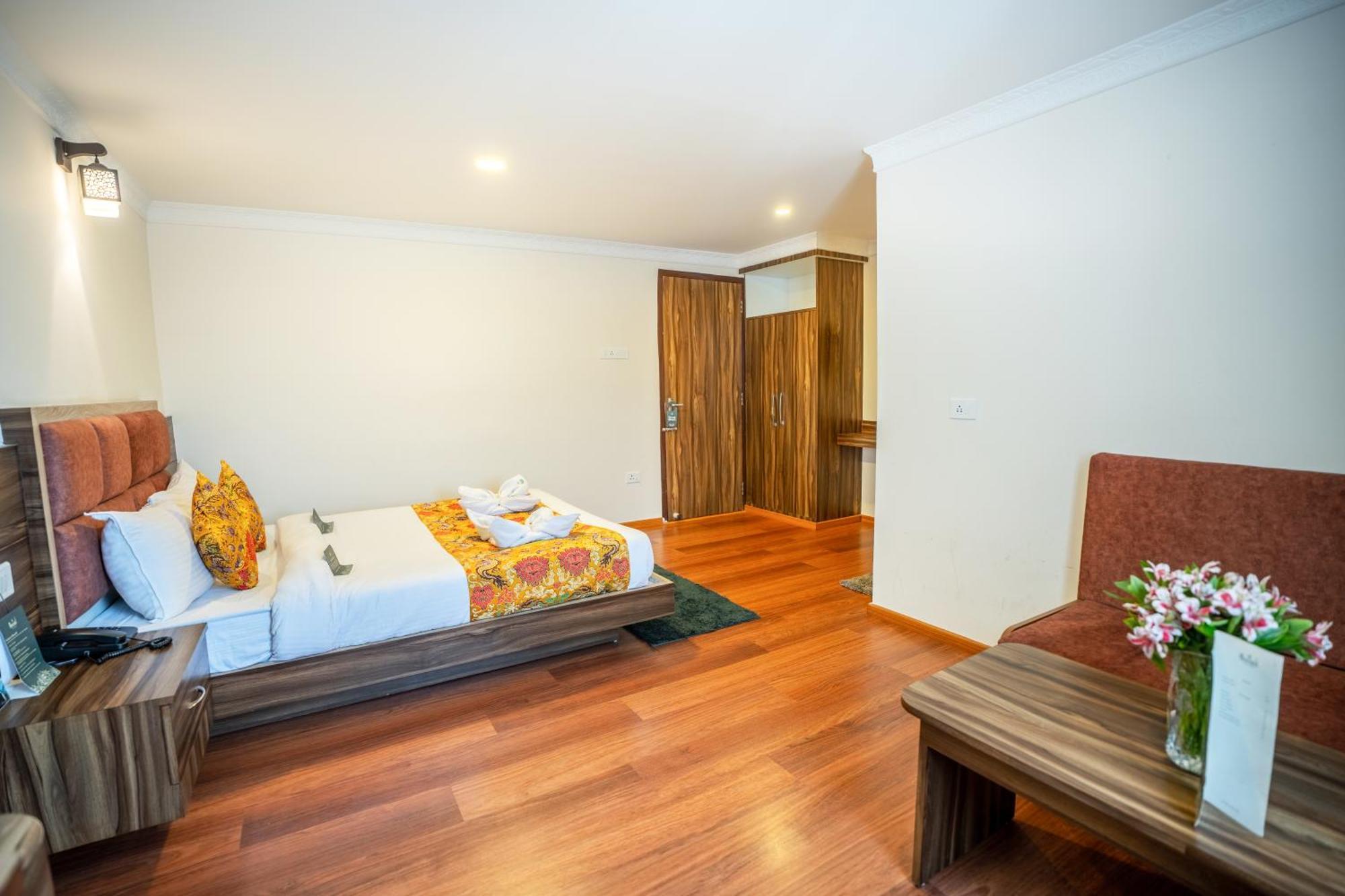 Muscatel Central Hotel - Dzeemkhang Гангток Екстериор снимка
